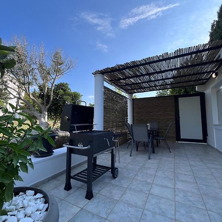 Kosaris Cottage Zipárion Екстериор снимка